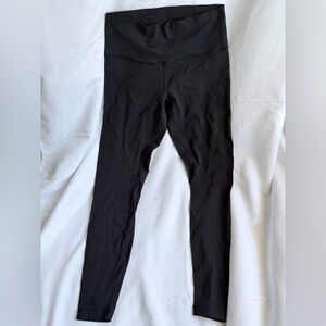 Black Lululemon High-Rise size 8